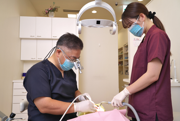 医師と歯科衛生士